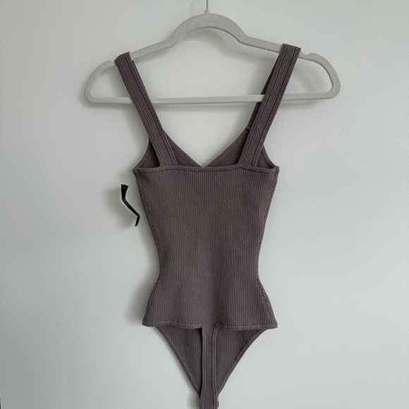 Abercrombie & Fitch Ribbed Thong Bodysuit Size XS Extra Small (NWT) - Picture 5 of 6
